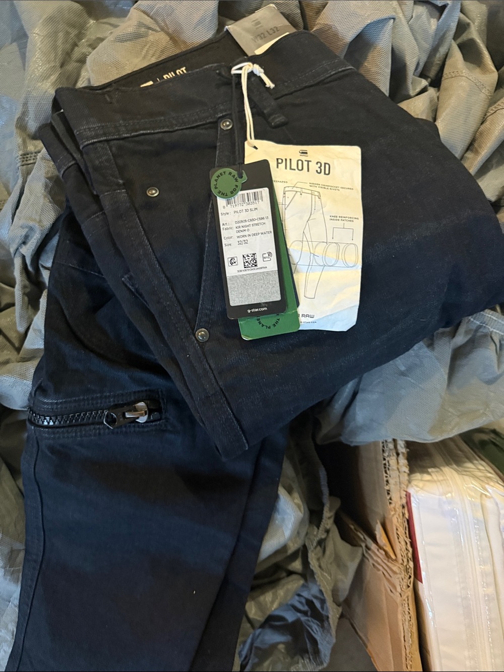 G-Star Pilot 3D Men’s Slim Straight Jeans in Black